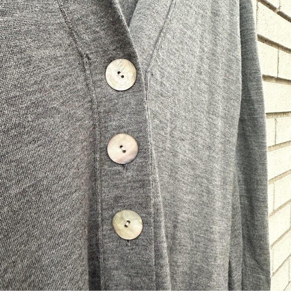 J. Jill Gray Italian Merino Wool Cardigan - Picture 8 of 9